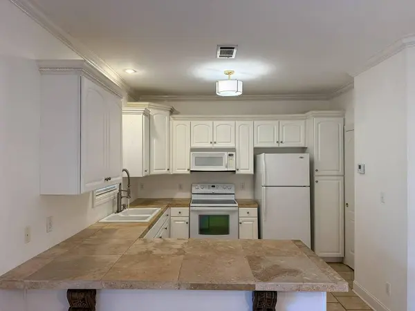 951 Frontage Road Unit #10, Oxford, MS 38655
