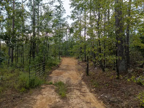 5457 County Road 222, Coffeeville, MS 38922