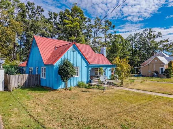 268 W. Gay Street, Charleston, MS 38921