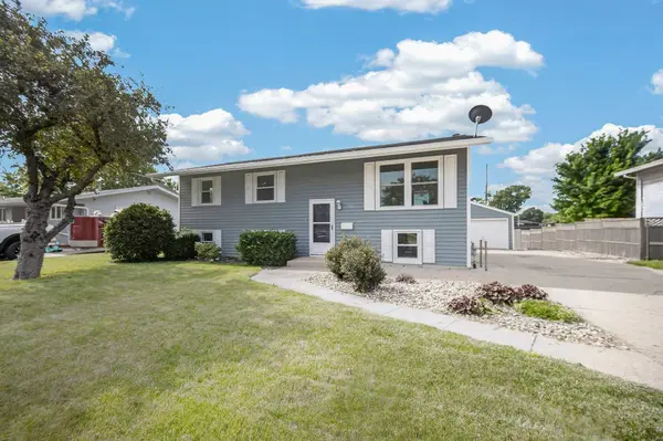 725 SE 3rd Street, Ankeny, IA 50021