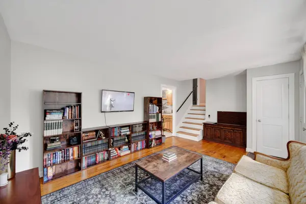 8219 Lista Lane, Des Moines, IA 50320