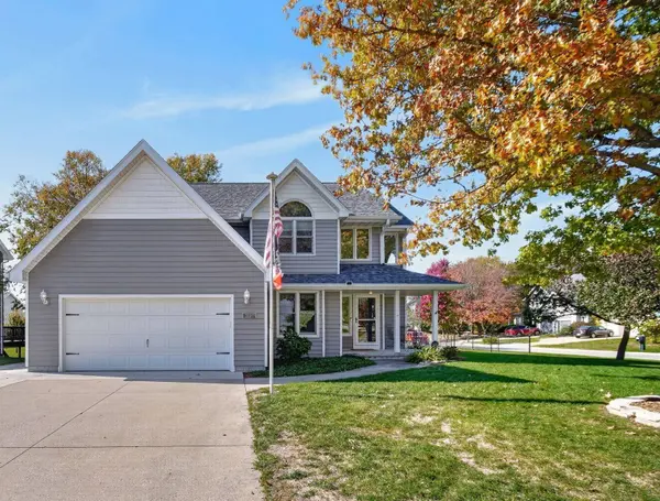 5632 Kensington Circle, Johnston, IA 50131