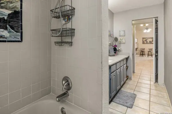 5080 Purgatory Road, New Braunfels, TX 78132