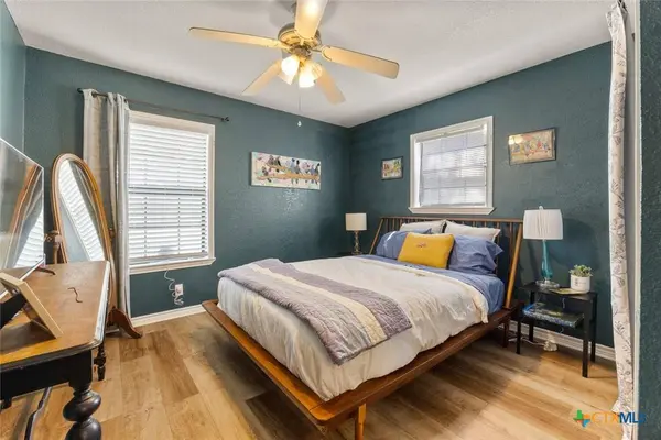 5080 Purgatory RD, New Braunfels, TX 78132