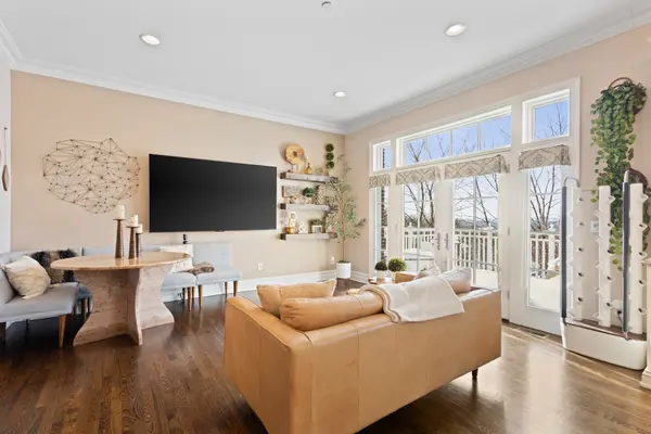 803 Heights Ln, Tenafly, NJ 07670-2339
