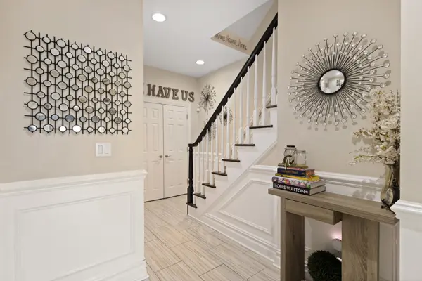 803 Heights Ln, Tenafly, NJ 07670-2339