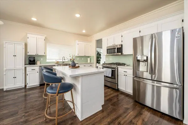 2313 171st St E, Tacoma, WA 98445-7305