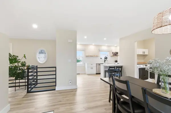 7779 Newport Drive, Clarkston, MI 48348
