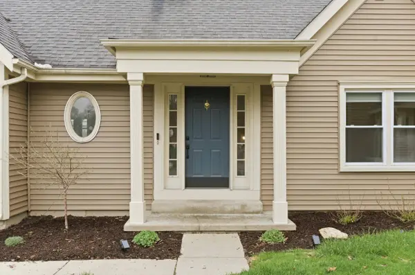 7779 Newport Drive, Clarkston, MI 48348