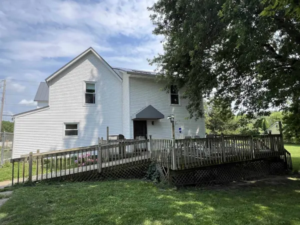 5402 S County Road D, Afton, WI 53501-9530