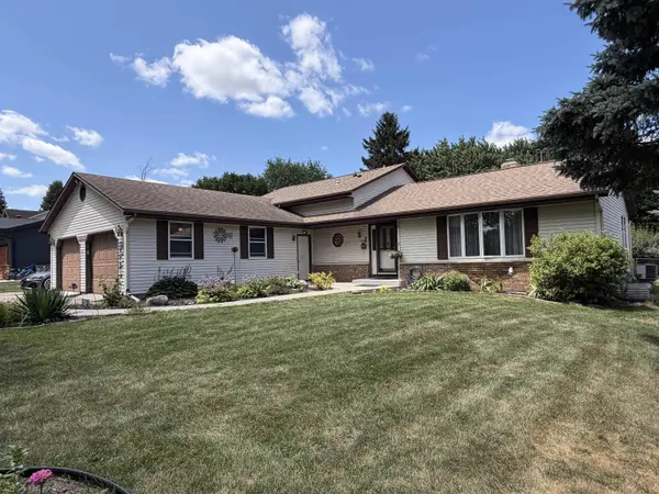 5201 N Grandeur Drive, Milton, WI 53563-9461