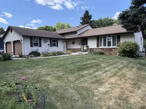 5201 N Grandeur Drive, Milton, WI 53563-9461