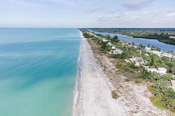 Buying a Home in Englewood, Florida: What Buyers Should Know