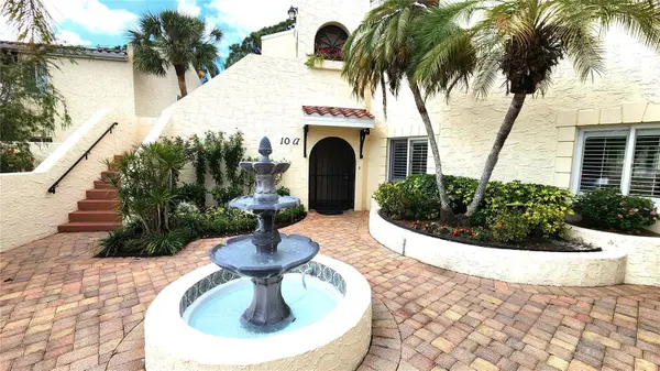 6101 34TH ST W #10A, Bradenton, FL 34210