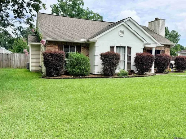 13452 Chase St, Gonzales, LA 70737