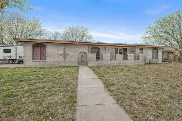 201 Fir ST, Hereford, TX 79045