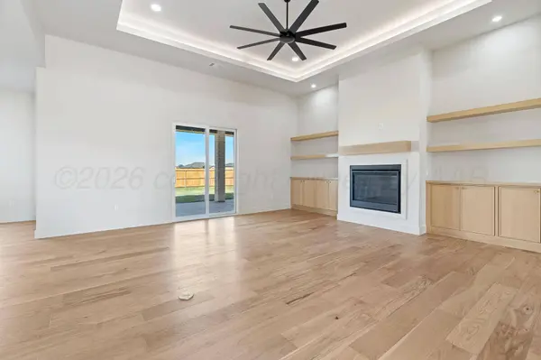 9800 COPPER CREEK DR, Amarillo, TX 79119