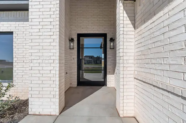 9800 COPPER CREEK DR, Amarillo, TX 79119