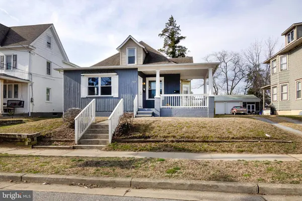 428 SUMMIT AVE, Westville, NJ 08093