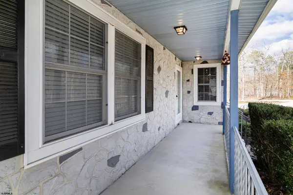 55 Taylor Ave, Milmay, NJ 08340