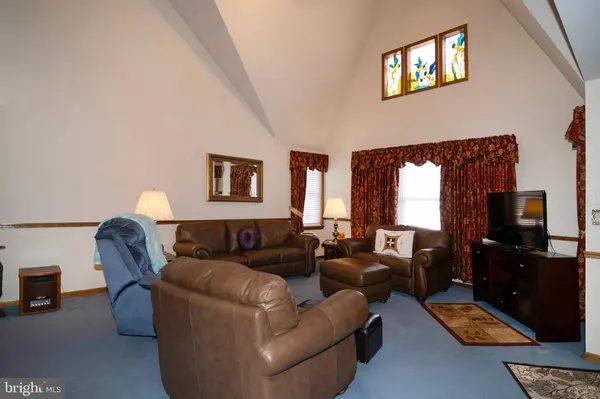 55 TAYLOR AVE, Milmay, NJ 08340