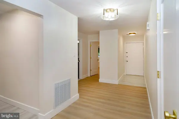 501-A MULBERRY CV, Mount Laurel, NJ 08054