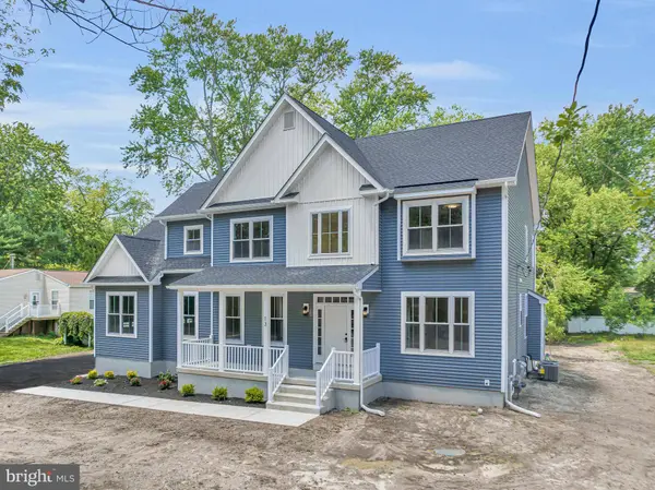 13 BEAVER AVE, Mount Laurel, NJ 08054