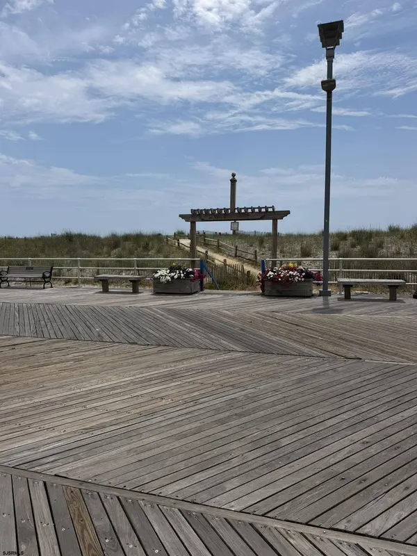 3501 Boardwalk, Atlantic City, NJ 08401