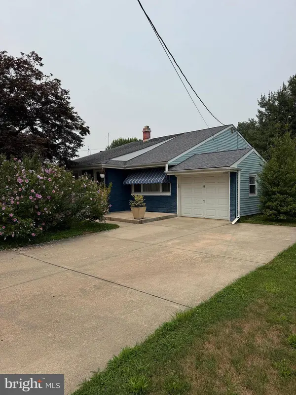 6 S BELL RD, Bellmawr, NJ 08031