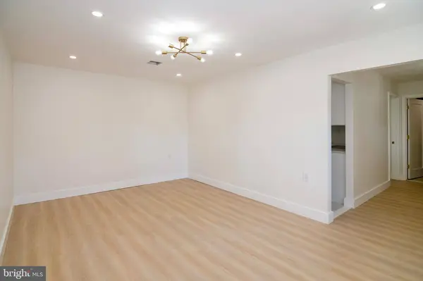 3 NARBERTH PL, Southampton, NJ 08088