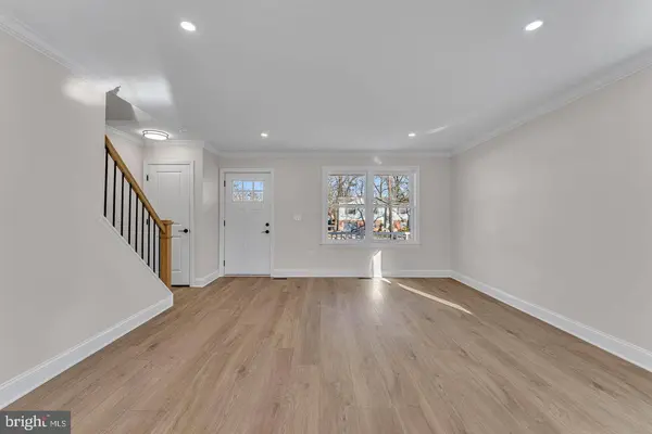 58 E BUTTONWOOD AVE, Pine Hill, NJ 08021