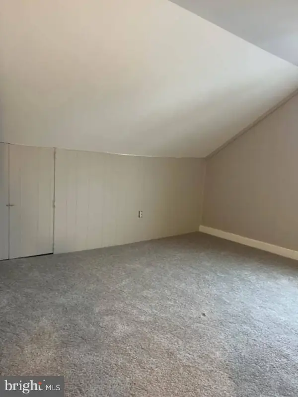 207 SOMERSET ST, Gloucester City, NJ 08030