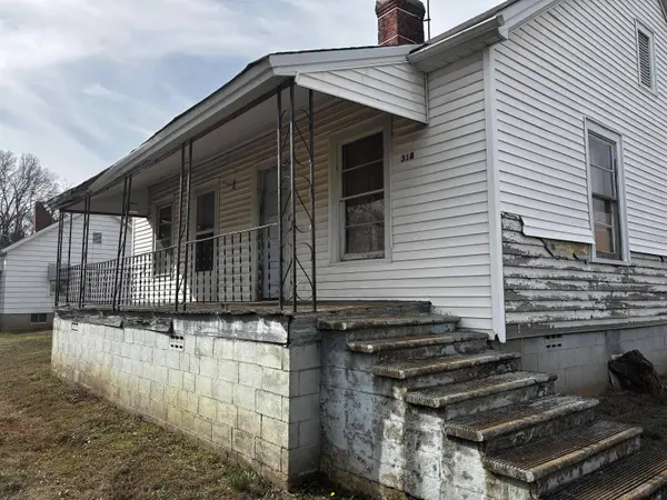 318 S 6th ST, Lockhart, SC 29379