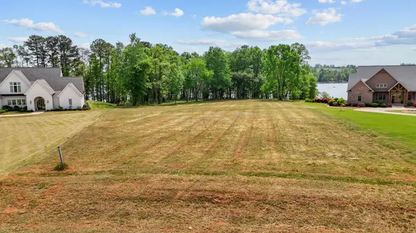 121 Shore VIS, Greer, SC 29651