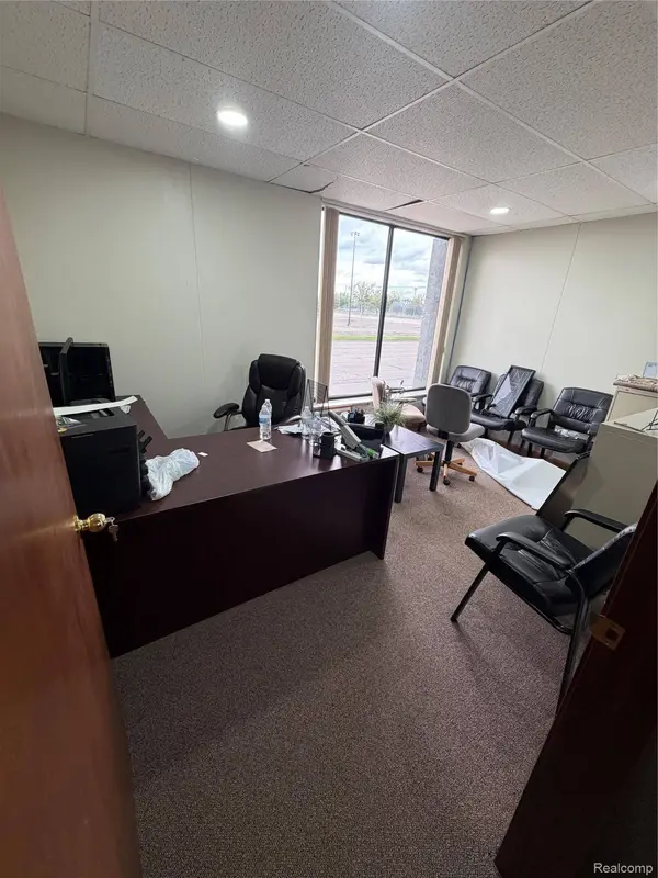 1771 Dix HWY #201, Allen Park, MI 48146