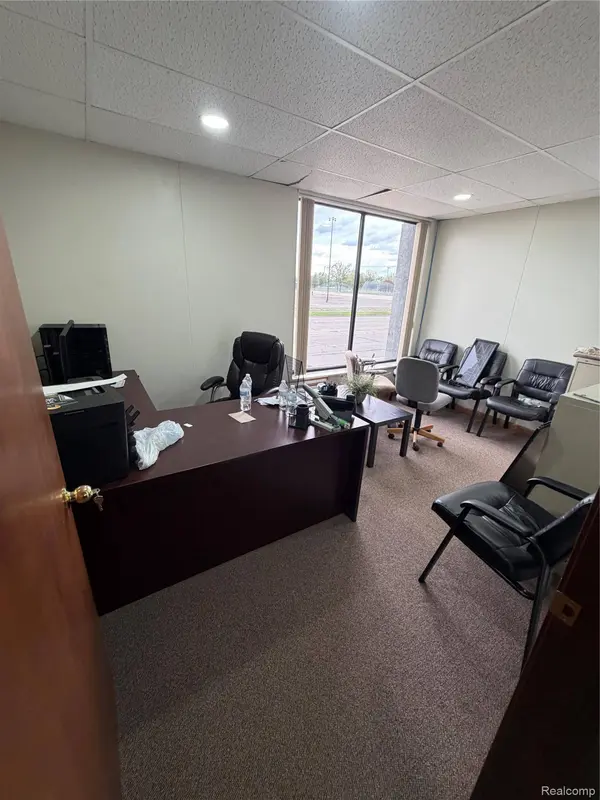 1771 Dix HWY #201, Allen Park, MI 48146