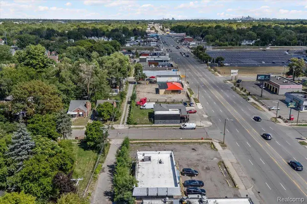 18400 Plymouth RD, Detroit, MI 48228
