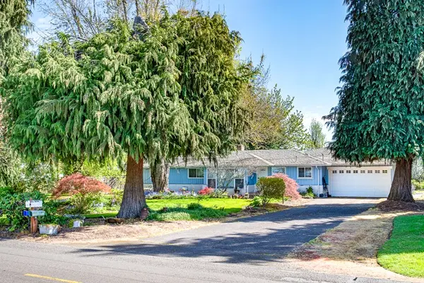 885 66th St, Springfield, OR 97478-7189