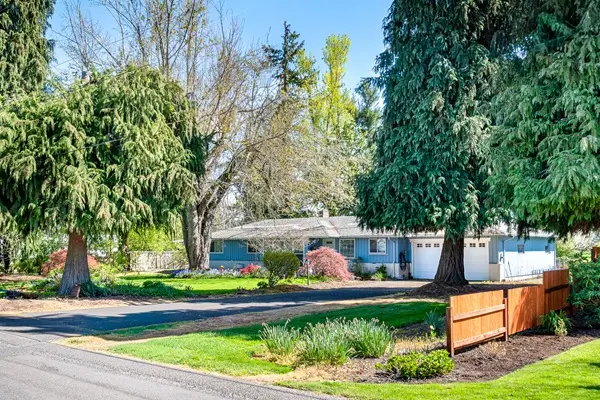 885 66th St, Springfield, OR 97478-7189