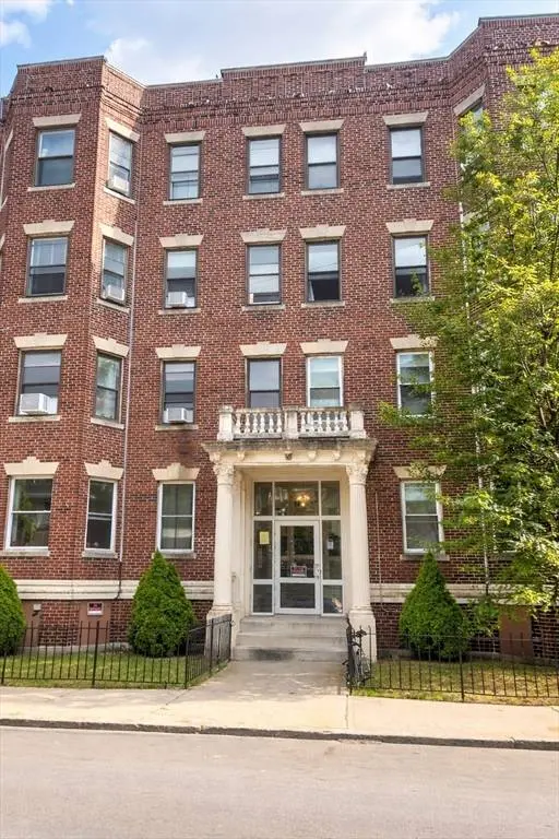 86 Glenville Ave #14, Boston, MA 02134