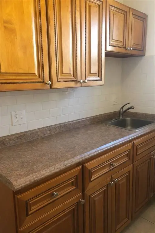 86 Glenville Ave #14, Boston, MA 02134