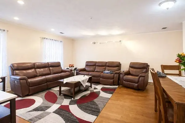 123 Elm St #D12, Quincy, MA 02169