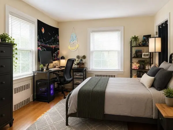 18 Pierce St, Malden, MA 02148