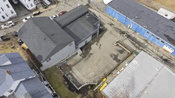 20-26 Howard St, Lowell, MA 01851