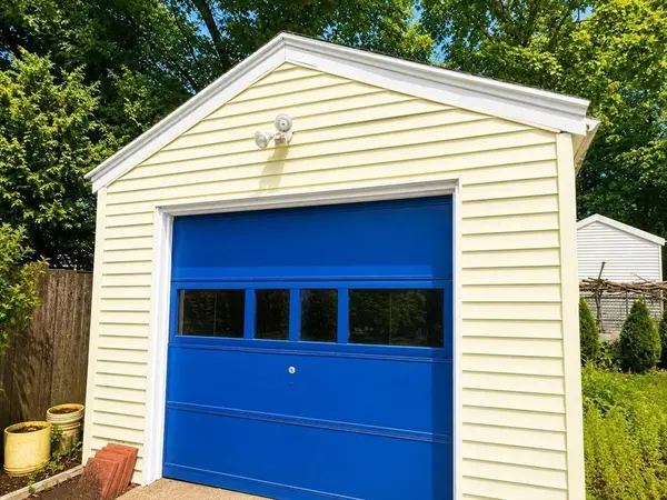 19 Cavanaugh Rd, Braintree, MA 02184