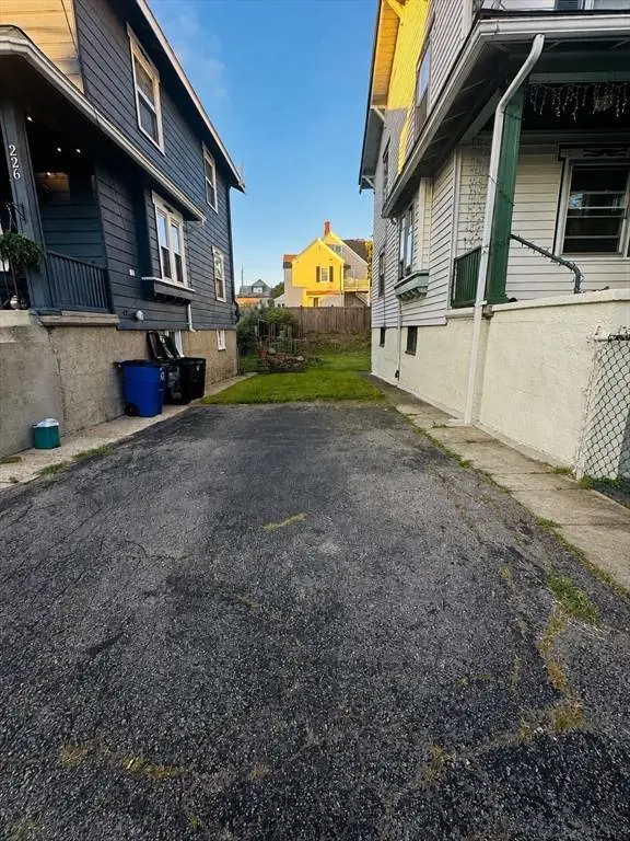 228 Fayette St #0, Quincy, MA 02170