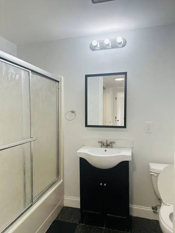 15 Bower Rd #E1, Quincy, MA 02169