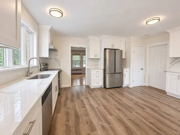 18 Pierce St, Malden, MA 02148