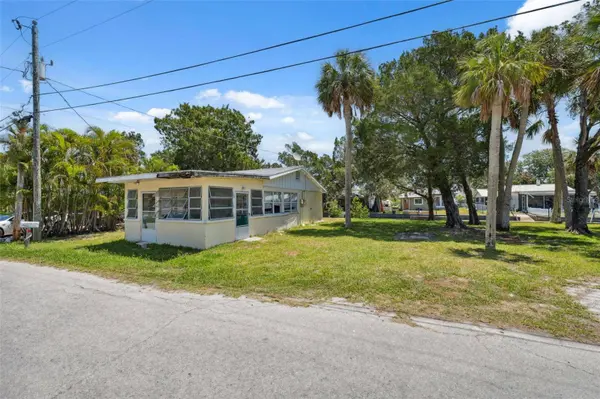 14220 HENDRY CT, Hudson, FL 34667