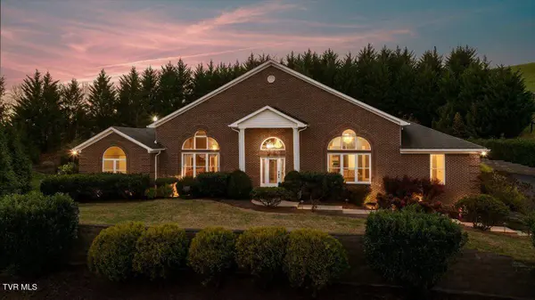 101 Bond Town RD, Blountville, TN 37617